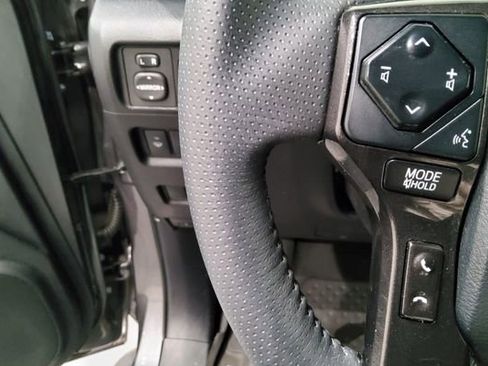 Used 2020 Toyota 4Runner TRD Off-Road Premium w/ Moonroof Package AWD/4WD image 23