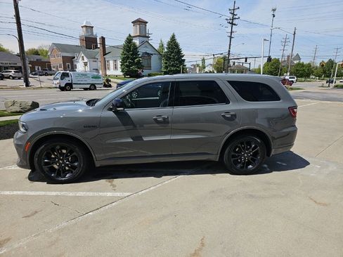 Certified 2022 Dodge Durango R/T w/ Blacktop Package AWD/4WD image 10
