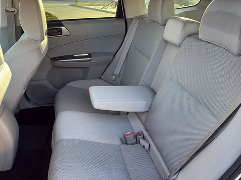 Used 2013 Subaru Forester 2.5X image 14