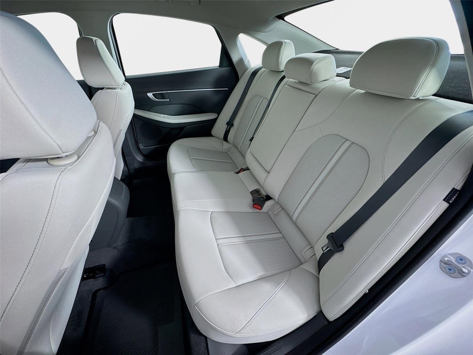 New 2026 Hyundai Sonata SEL FWD image 21