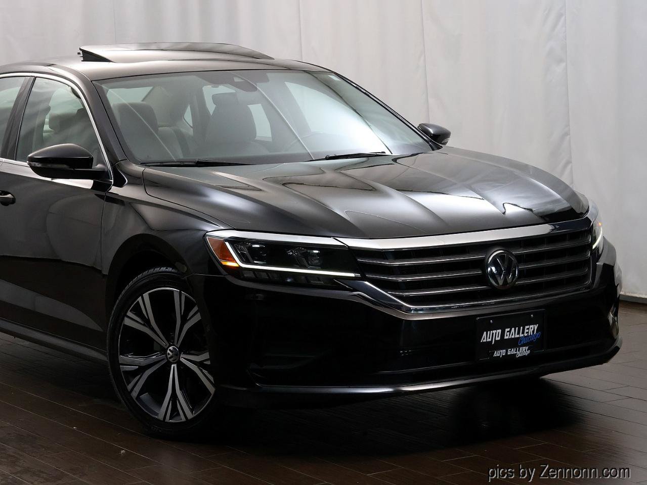Used 2020 Volkswagen Passat 2.0T SEL FWD image 2
