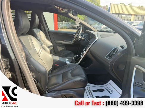 Used 2015 Volvo XC60 T6 Platinum w/ Climate Package AWD/4WD image 9