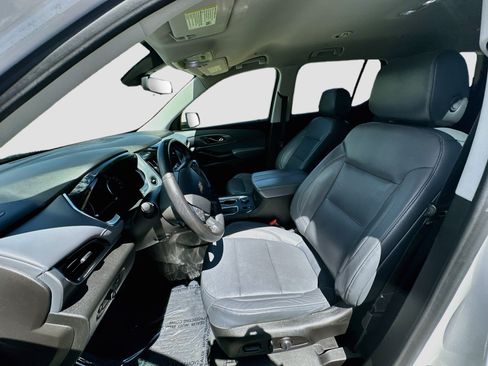 Used 2019 Chevrolet Traverse Premier w/ LPO, Black Accent Package AWD/4WD image 13