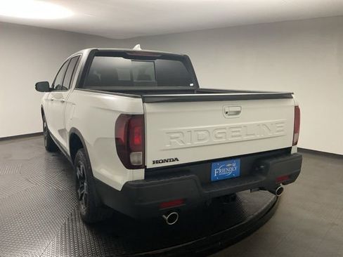 New 2026 Honda Ridgeline Black Edition image 5