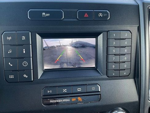 Used 2018 Ford F150 XLT image 15