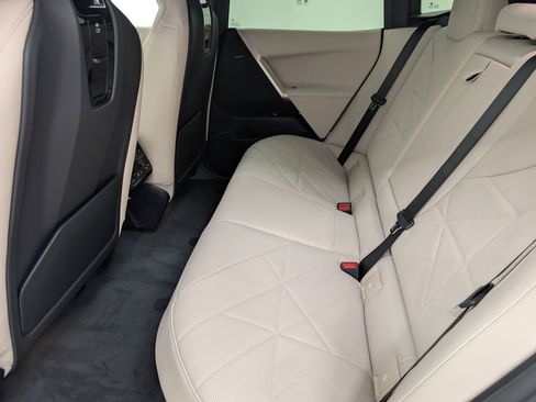 New 2026 BMW iX xDrive45 w/ Executive Package image 15