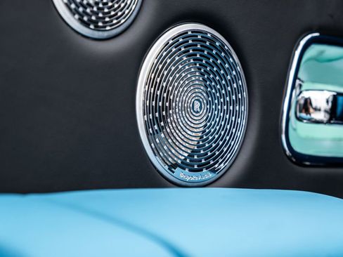 Used 2023 Rolls-Royce Phantom Sedan image 30