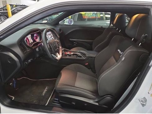 Used 2023 Dodge Challenger SRT Hellcat RWD image 9