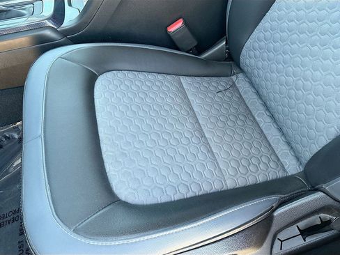 Used 2021 Chevrolet Colorado Z71 w/ Safety Package image 18