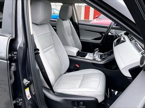 Used 2020 Land Rover Range Rover Evoque SE AWD/4WD image 9