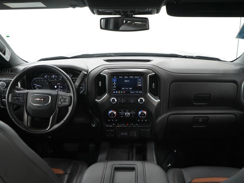 Used 2021 GMC Sierra 1500 AT4 w/ AT4 Preferred Package AWD/4WD image 13