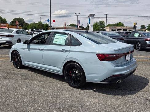 New 2026 Volkswagen Jetta GLI Autobahn FWD image 9
