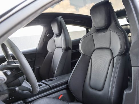 Used 2024 Porsche Taycan GTS image 5