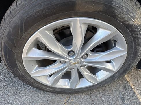 Used 2025 Chevrolet Malibu LT image 7