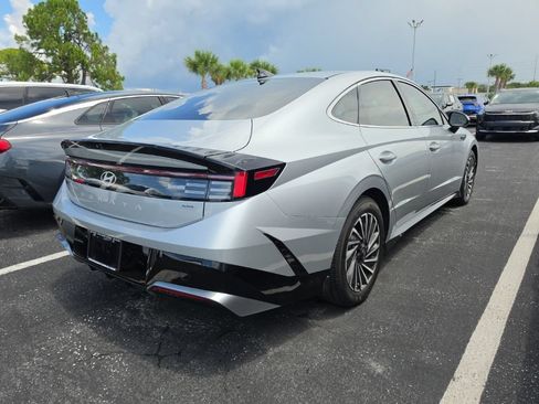 Used 2024 Hyundai Sonata SEL FWD image 16