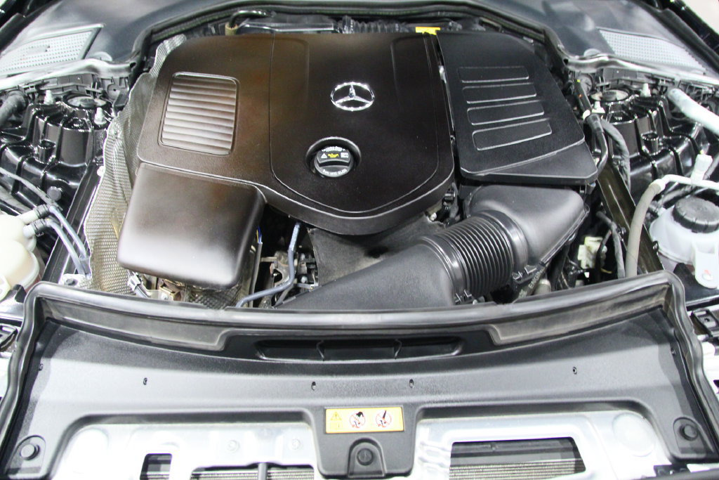 Certified 2024 Mercedes-Benz C 300 4MATIC Sedan image 30
