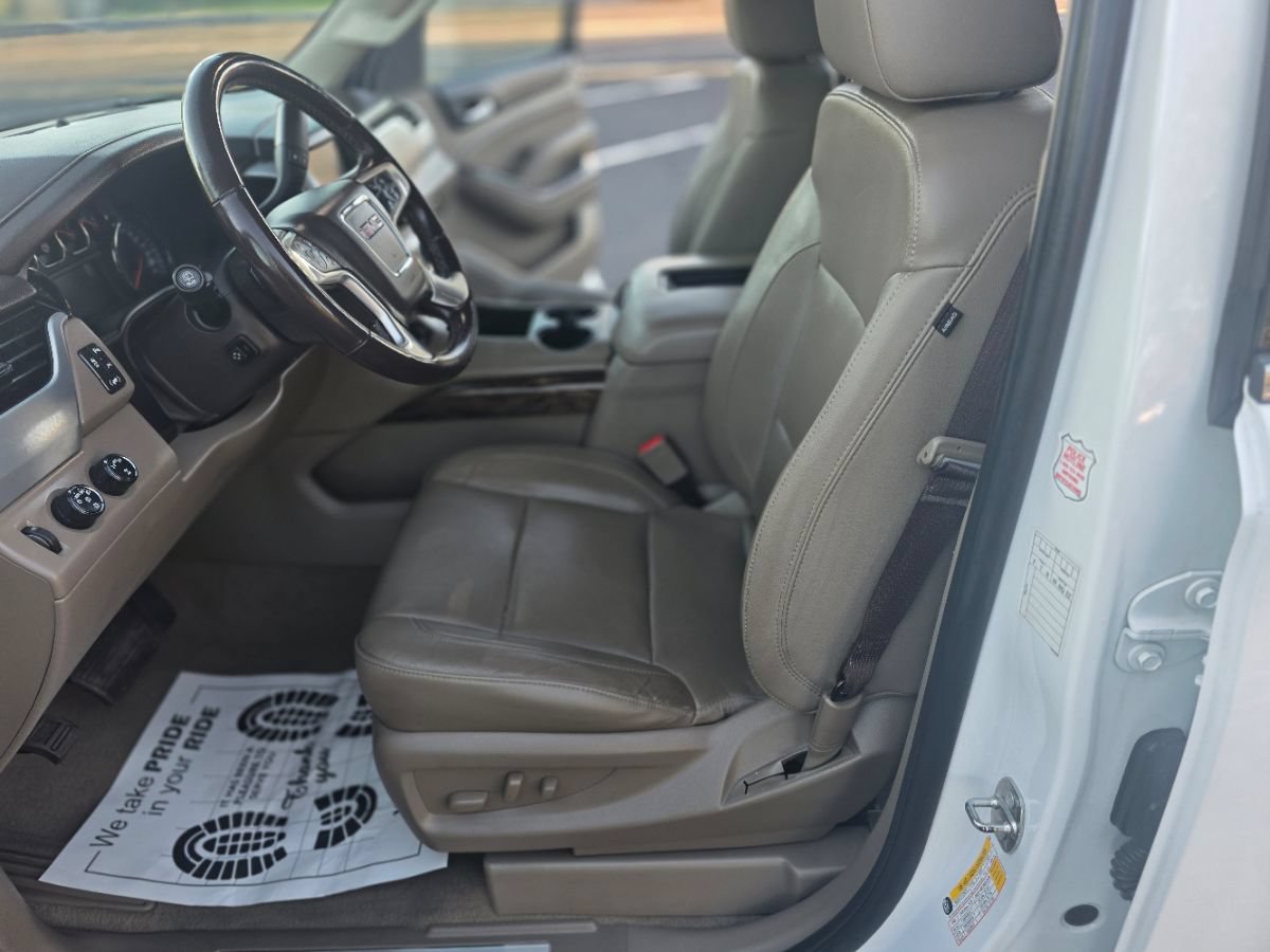 Used 2019 GMC Yukon XL SLT w/ Open Road Package AWD/4WD image 22