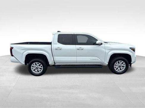 Used 2024 Toyota Tacoma SR5 RWD image 6