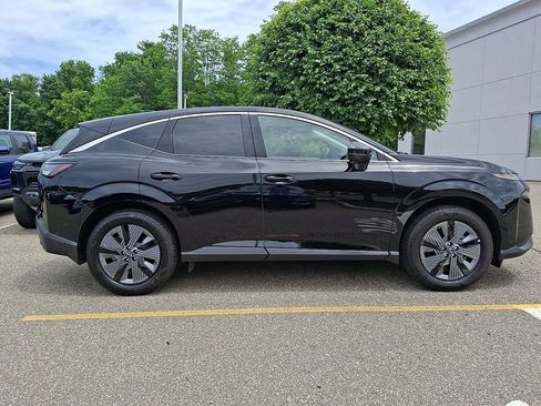 Certified 2025 Nissan Murano SL w/ Cargo Package AWD/4WD image 9