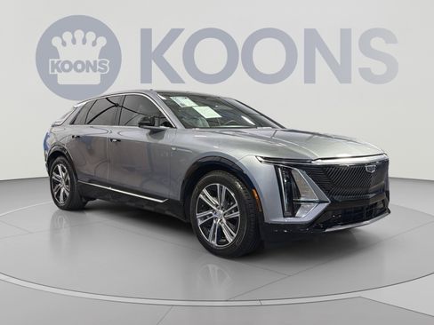 Used 2024 Cadillac Lyriq Luxury AWD/4WD image 10