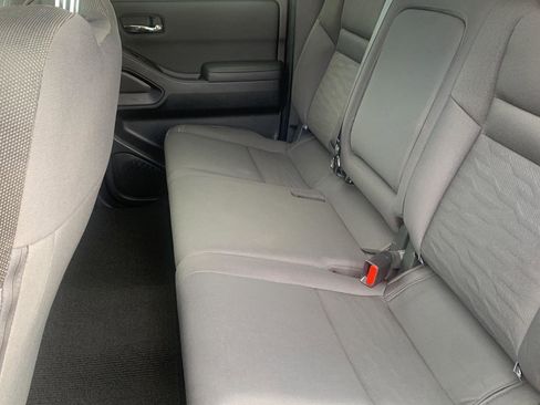 Used 2023 Nissan Frontier SV w/ SV Convenience Package image 21