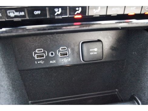 Used 2022 Jeep Grand Cherokee Limited RWD image 28