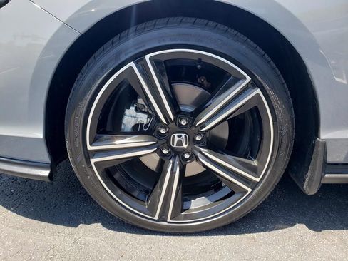 Used 2025 Honda Accord Sport image 33
