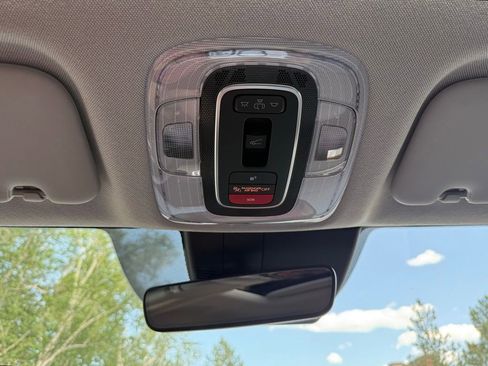 New 2025 Hyundai Elantra Limited image 29