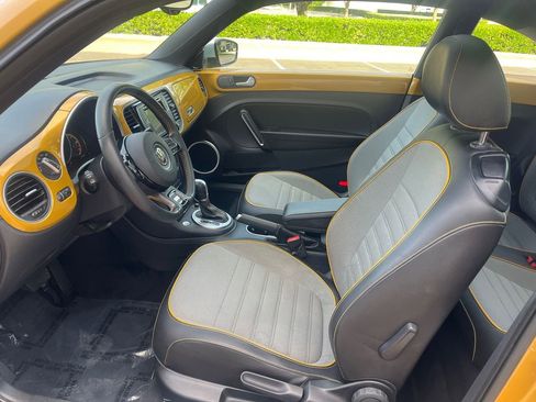 Used 2016 Volkswagen Beetle 1.8T Dune FWD image 15