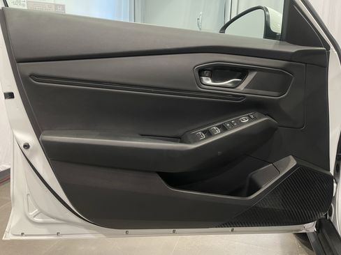 Used 2023 Honda Accord EX image 12