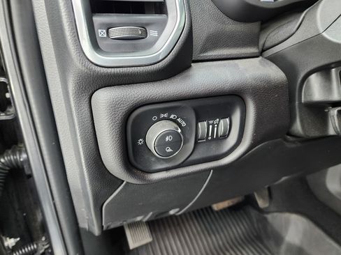 Used 2023 RAM 3500 Laramie w/ Night Edition image 43