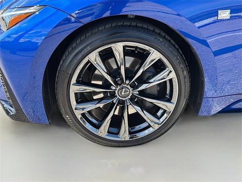 Used 2025 Lexus IS 350 F Sport image 39