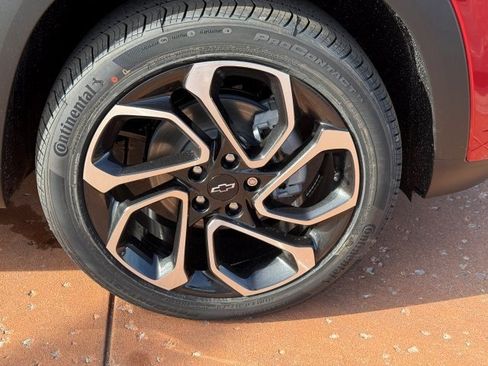 New 2026 Chevrolet Trax RS image 7