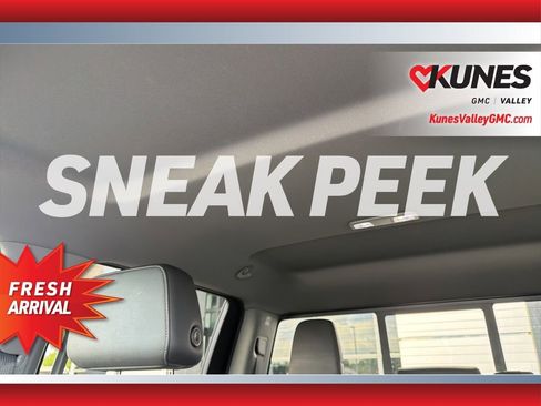 Used 2021 GMC Sierra 1500 SLT w/ SLT Premium Package AWD/4WD image 8