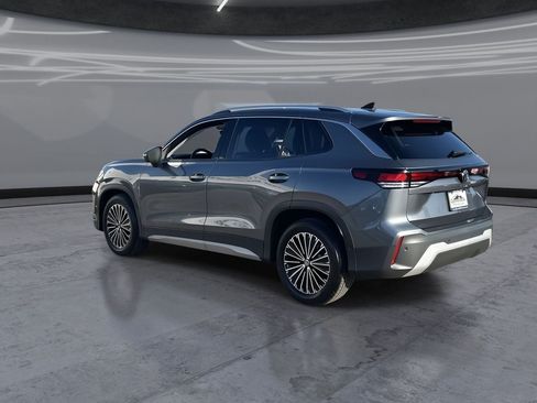 Certified 2026 Volkswagen Tiguan S FWD image 4