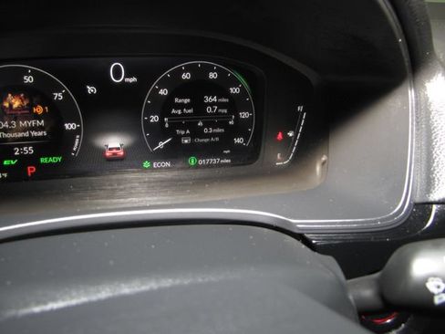 Certified 2025 Honda Civic Sport image 4