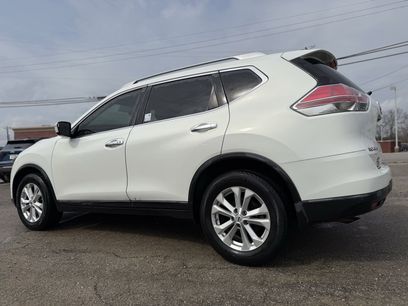 Used 2014 Nissan Rogue SV