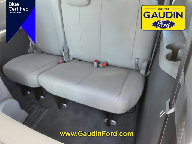 Used 2020 Toyota Sienna XLE w/ XLE Navigation Package FWD image 12