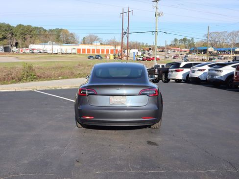 Used 2020 Tesla Model 3 Long Range image 9