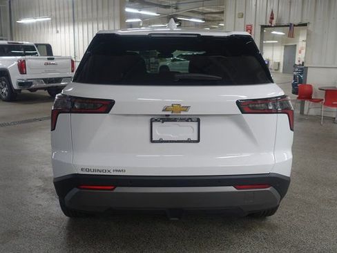 New 2026 Chevrolet Equinox LT w/ Convenience Package II image 6