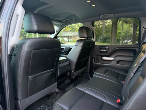 Used 2017 Chevrolet Silverado 1500 LT w/ All Star Edition AWD/4WD image 11
