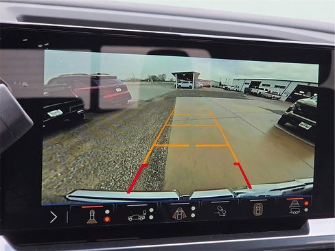 New 2026 GMC Sierra 1500 SLE w/ Preferred Package image 23