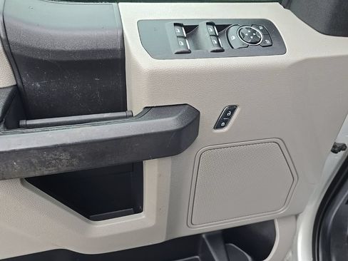 Used 2017 Ford F150 XL w/ XL Power Equipment Group AWD/4WD image 9
