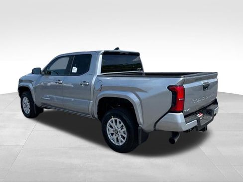 New 2026 Toyota Tacoma SR5 AWD/4WD image 5