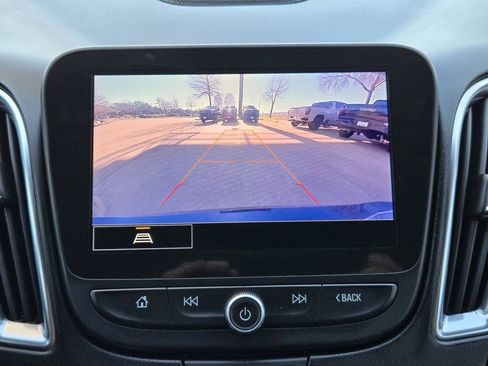 Used 2024 Chevrolet Malibu LT image 16