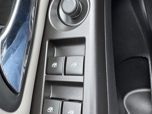 Used 2015 Chevrolet Cruze LS image 23