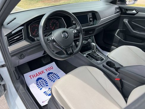 Used 2019 Volkswagen Jetta R-Line FWD image 14