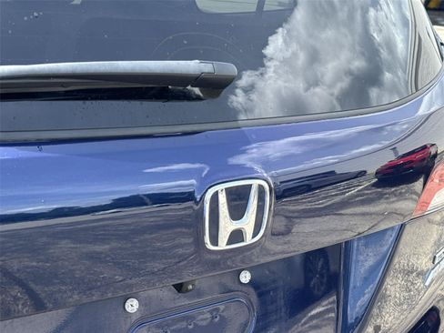 Used 2019 Honda Pilot Touring image 10
