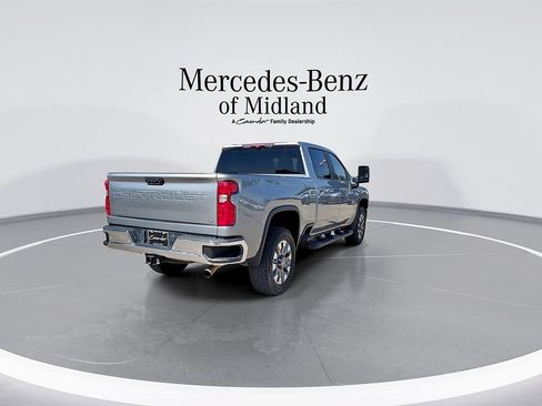 Used 2024 Chevrolet Silverado 3500 LT w/ Texas Edition RWD image 8