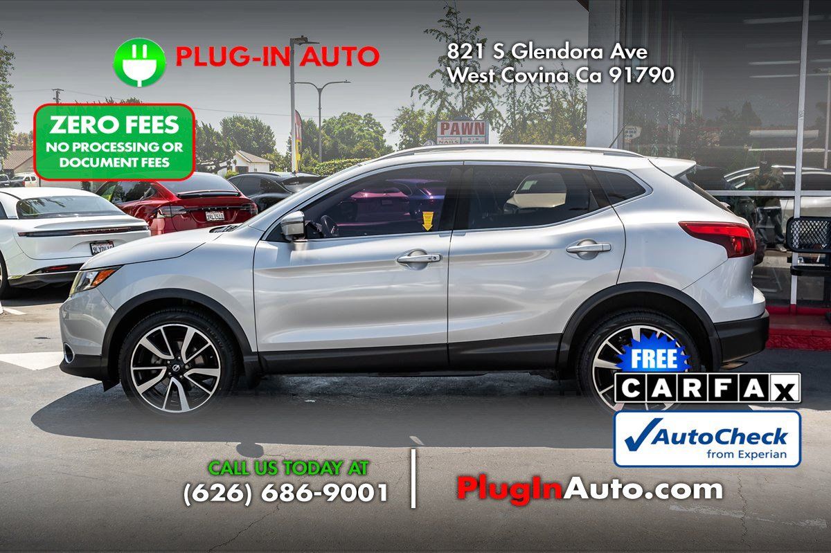 Used 2017 Nissan Rogue Sport SL w/ SL Premium Package FWD image 7